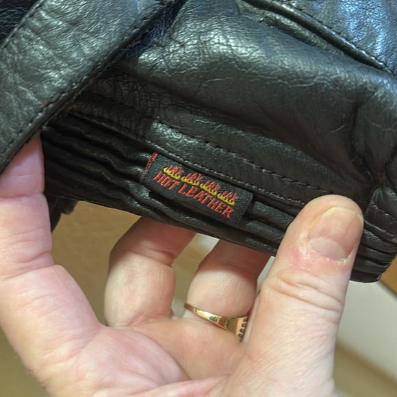 Leather women’s riding jacket size large - Picture 2 of 8